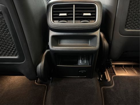 Used 2020 Mercedes-Benz GLE 350 GLE 350 4MATIC Sport Utility 4 image 28