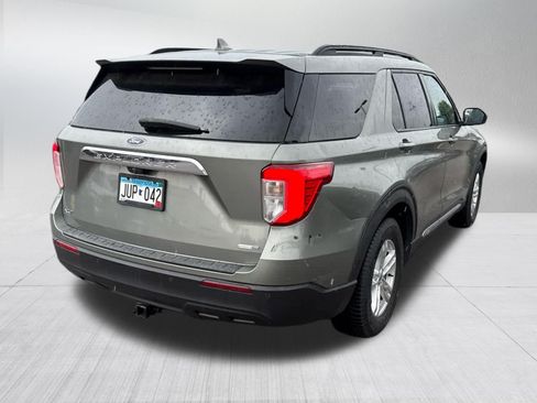 Used 2020 Ford Explorer XLT AWD/4WD image 9