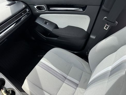 Certified 2025 Honda Civic Sport image 16