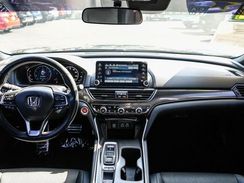 Used 2021 Honda Accord Sport image 12