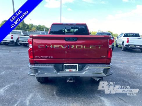 Used 2024 Chevrolet Silverado 2500 LTZ w/ LTZ Premium Package AWD/4WD image 8
