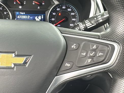 Used 2023 Chevrolet Equinox LT image 22