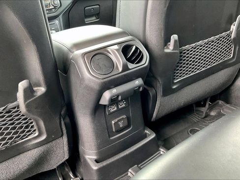 Used 2024 Jeep Wrangler High Altitude AWD/4WD image 12