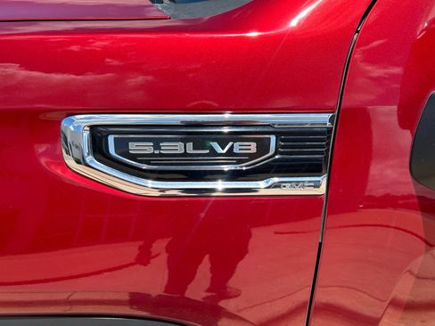 Used 2024 GMC Sierra 1500 SLT w/ SLT Premium Plus Package AWD/4WD image 9