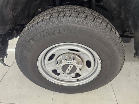 Used 2022 Ford F250 XL w/ Power Equipment Group RWD image 19