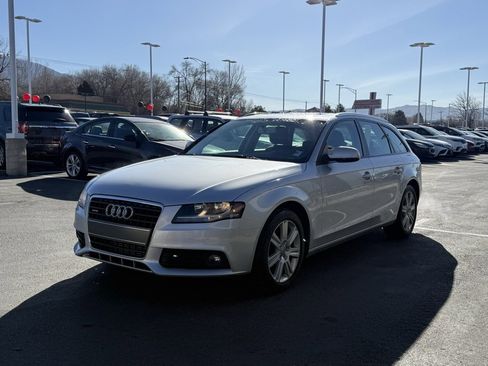 Used 2010 Audi A4 2.0T Premium image 3