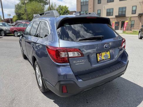 Used 2018 Subaru Outback 2.5i Premium AWD/4WD image 5