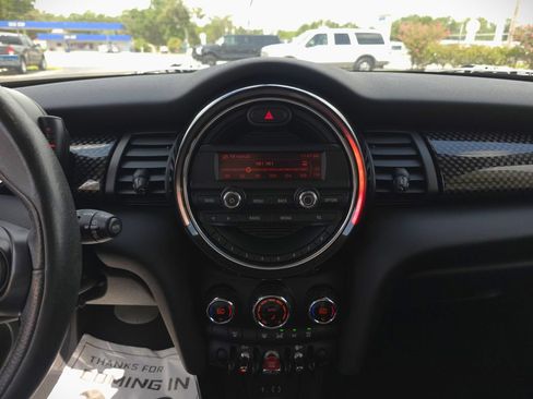 Used 2015 MINI Cooper S FWD image 19