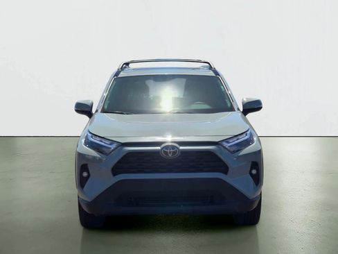 Used 2023 Toyota RAV4 XLE Premium FWD image 9