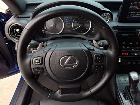 Used 2025 Lexus IS 350 F Sport RWD image 19