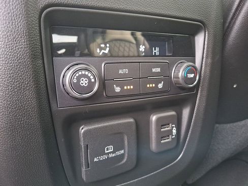 Used 2024 Buick Enclave Avenir w/ Avenir Technology Package image 11