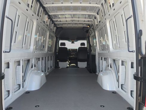 New 2025 Mercedes-Benz Sprinter 2500 image 26