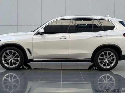 Used 2021 BMW X5 sDrive40i w/ Premium Package 2