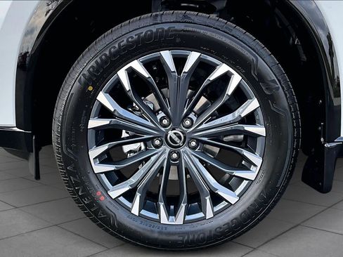 New 2026 Nissan Rogue Platinum image 11