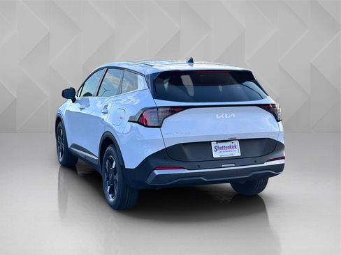 New 2026 Kia Sportage LX image 7