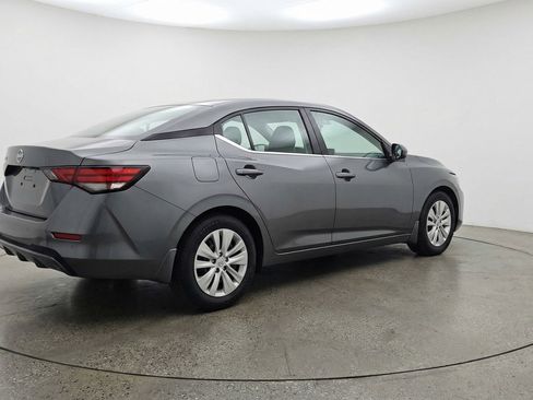 Used 2025 Nissan Sentra S FWD image 9