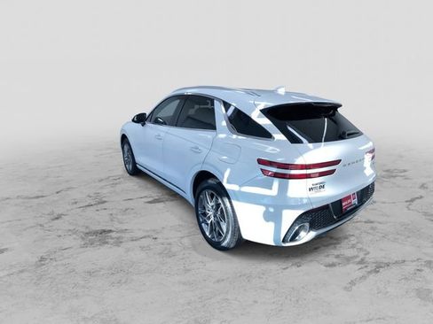 Used 2023 Genesis GV70 2.5T w/ Select Package image 8