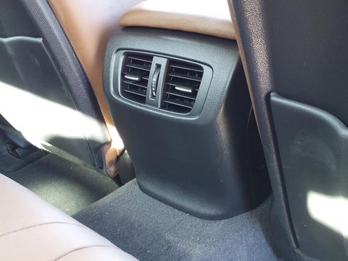 Used 2023 Acura TLX w/ Technology Package image 17