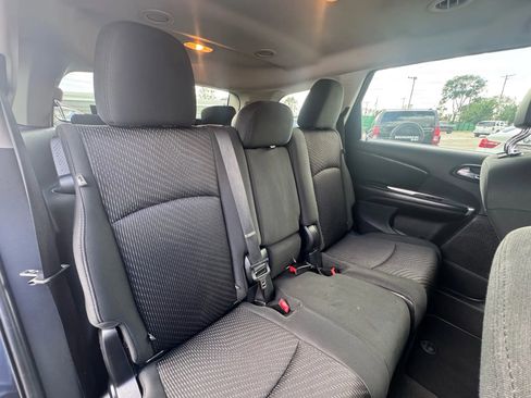 Used 2012 Dodge Journey SXT w/ Flexible Seating Group image 22