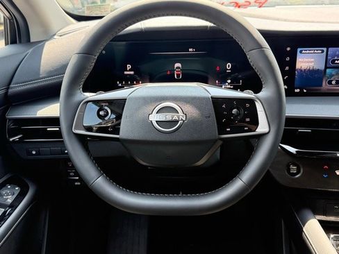 New 2025 Nissan Murano SV image 22