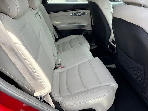 Used 2023 Genesis GV70 2.5T w/ Select Package AWD/4WD image 9