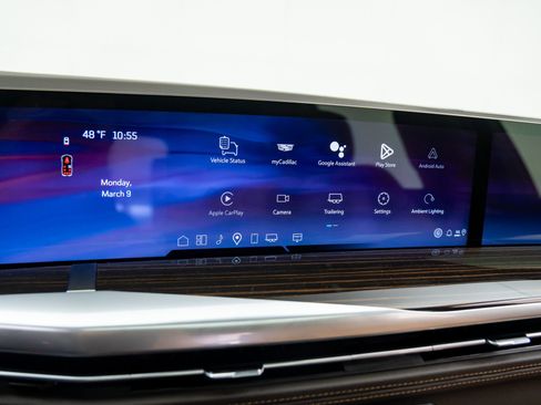 New 2026 Cadillac Escalade Luxury w/ Touring Package image 32