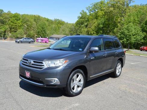 Used 2012 Toyota Highlander Limited w/ Tow Pkg AWD/4WD image 67