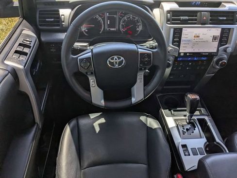 Used 2022 Toyota 4Runner Limited AWD/4WD image 16