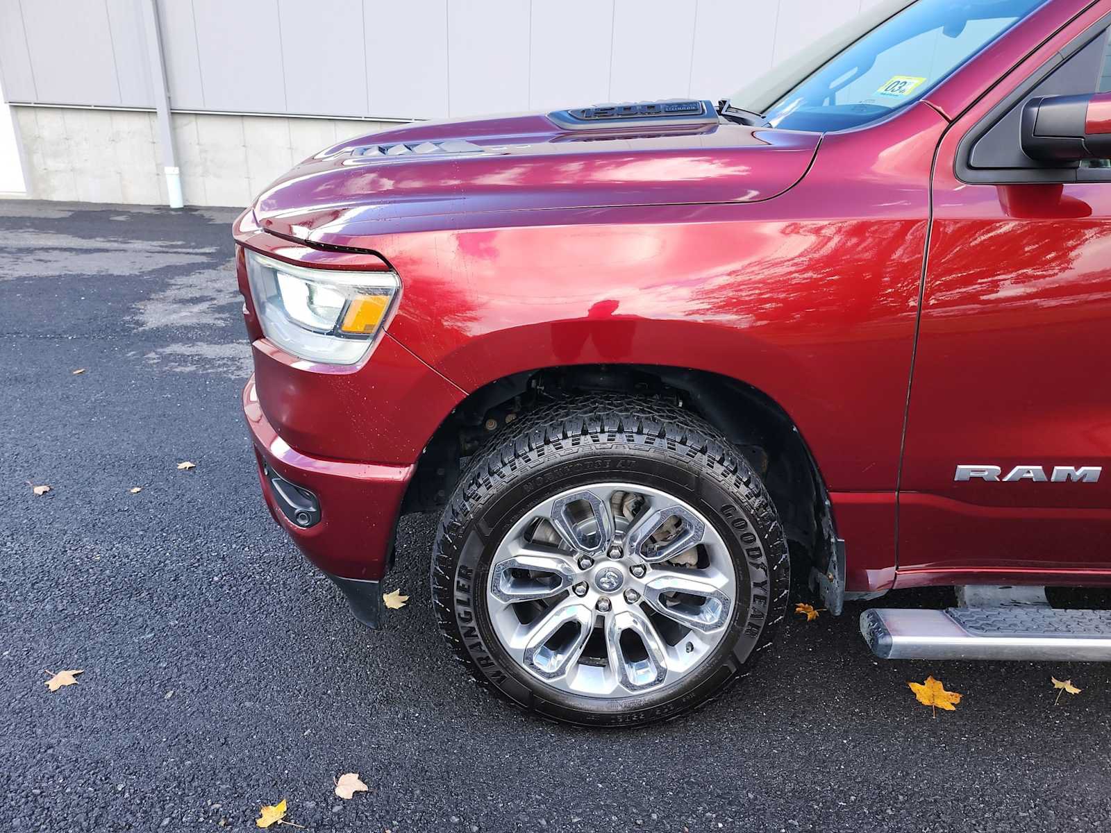 Used 2023 RAM 1500 Laramie AWD/4WD image 10
