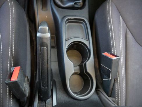 Used 2014 Jeep Wrangler Unlimited Sahara w/ Dual Top Group image 39