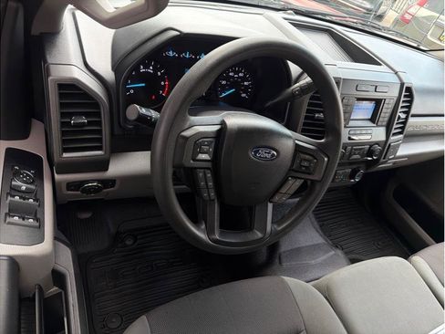 Used 2020 Ford F250 XL w/ Power Equipment Group RWD image 2