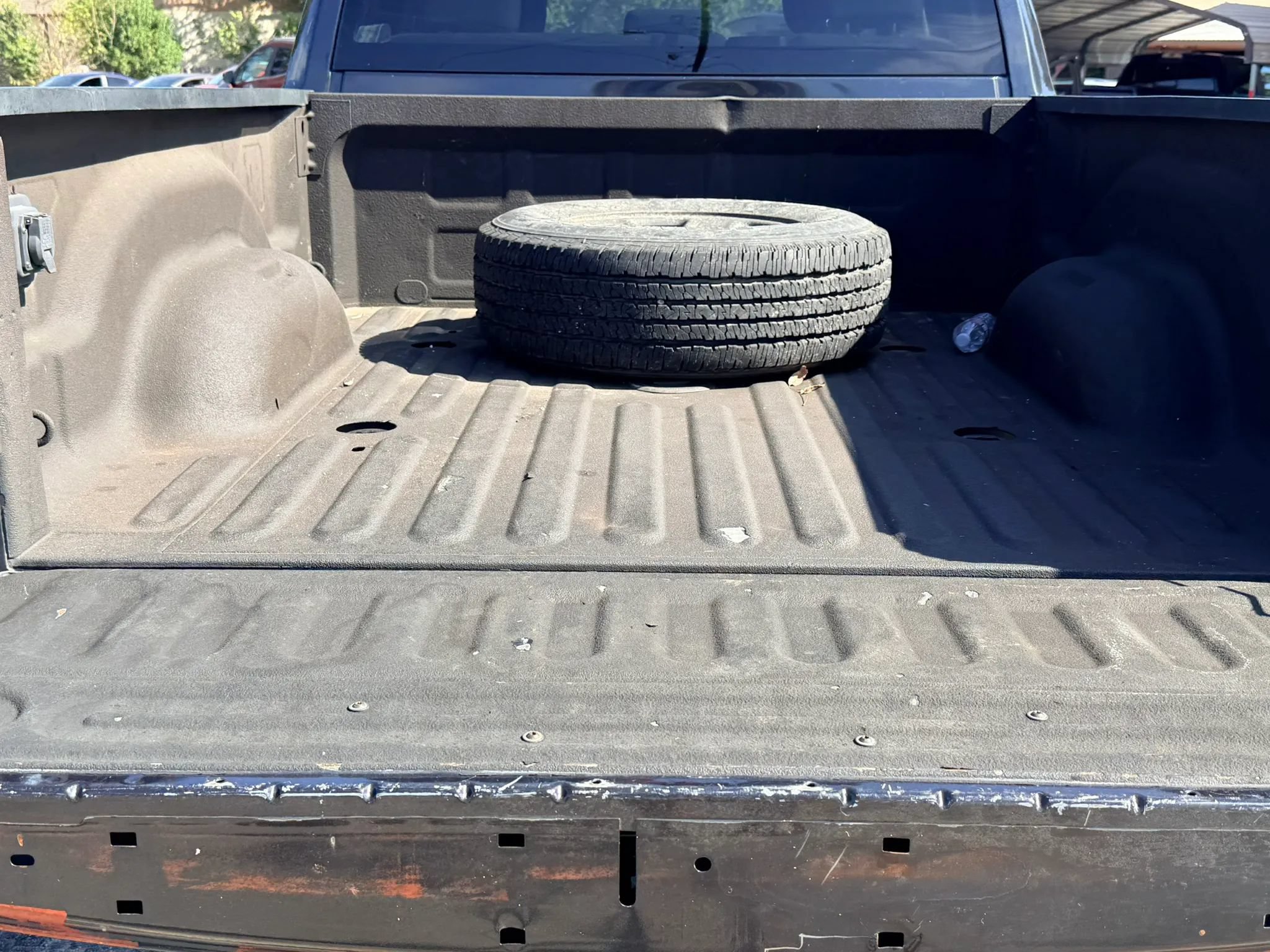 Used 2017 RAM 2500 Tradesman w/ Chrome Appearance Group AWD/4WD image 13