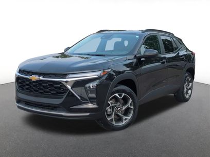Used 2024 Chevrolet Trax LT w/ Driver Confidence Package