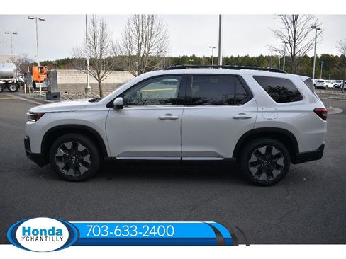 New 2026 Honda Pilot Elite image 4