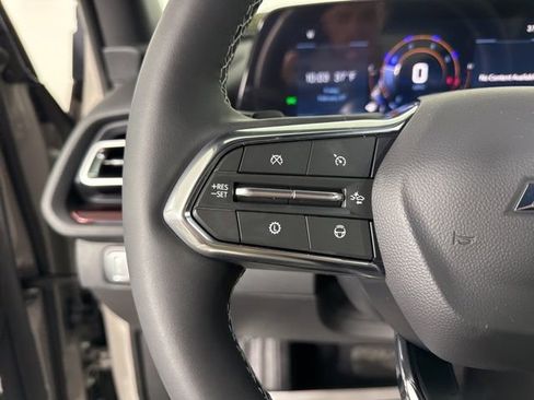 New 2026 Chevrolet Traverse Z71 w/ Enhanced Driving Package AWD/4WD image 32