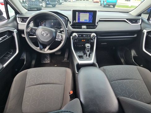 Certified 2025 Toyota RAV4 XLE AWD/4WD image 8