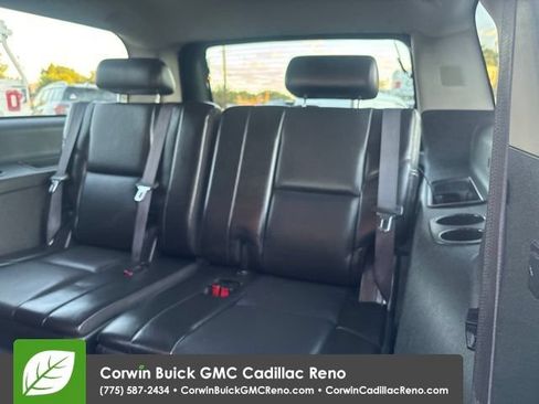 Used 2011 GMC Yukon XL SLT AWD/4WD image 35