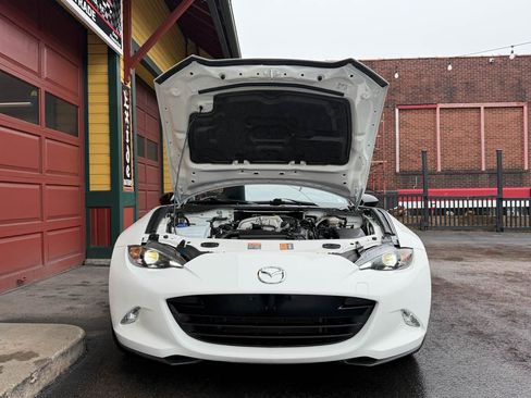 Used 2020 MAZDA MX-5 Miata Sport image 28