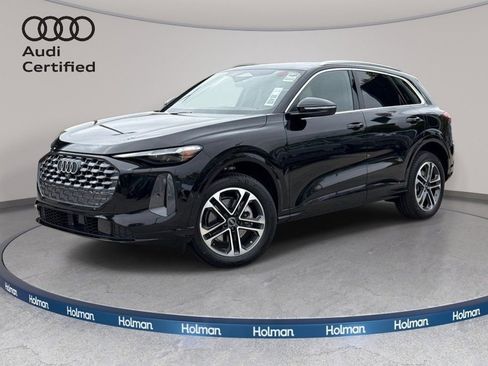 Certified 2025 Audi Q5 Premium Plus w/ Premium Plus AWD/4WD image 1