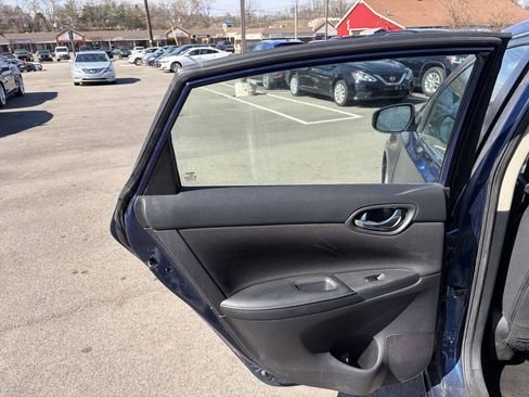 Used 2019 Nissan Sentra S FWD image 17
