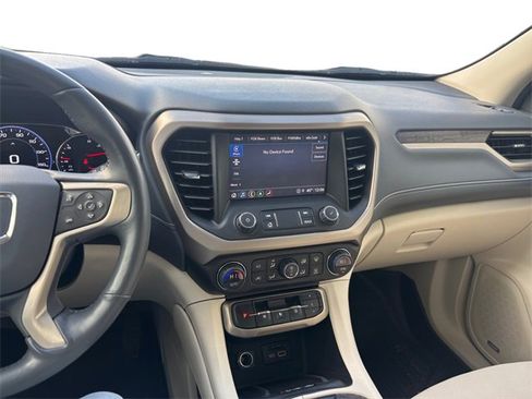 Used 2022 GMC Acadia Denali w/ Denali Ultimate Package image 11