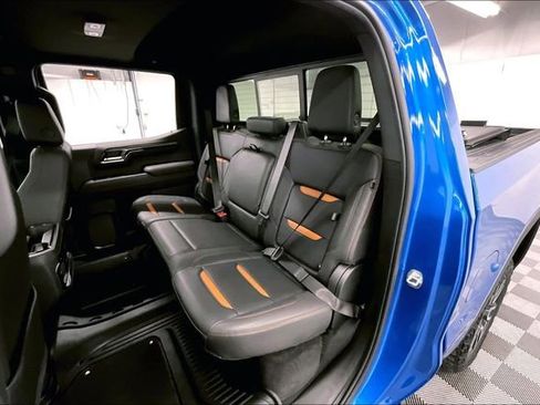 Used 2022 GMC Sierra 1500 AT4 w/ AT4 Premium Package image 23