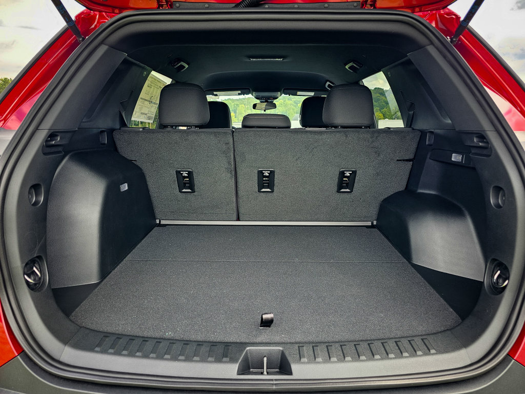 New 2027 GMC Terrain Elevation AWD/4WD image 31
