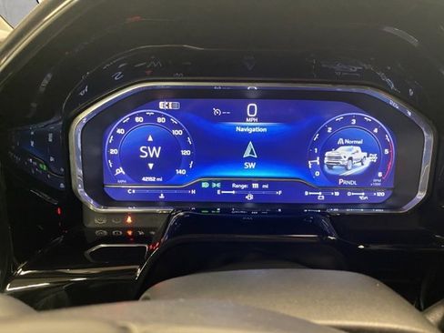 Used 2024 Chevrolet Silverado 2500 LTZ w/ Snow Plow Prep/Camper Package image 15