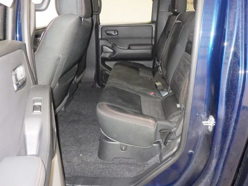 Used 2022 Nissan Frontier PRO-4X AWD/4WD image 7