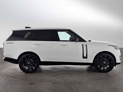 Used 2024 Land Rover Range Rover Autobiography AWD/4WD image 6