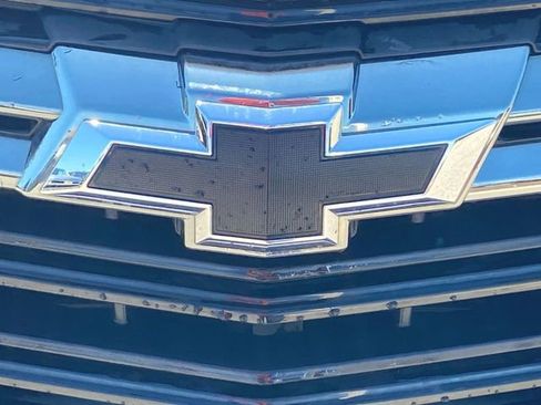 Used 2023 Chevrolet Equinox LS w/ LS Convenience Package FWD image 11