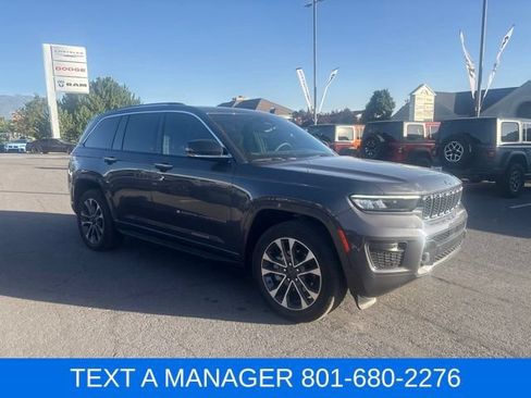 Used 2024 Jeep Grand Cherokee Overland w/ Trailer Tow Package AWD/4WD image 5