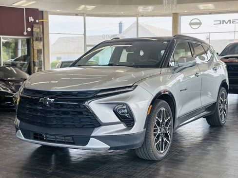 Used 2023 Chevrolet Blazer RS w/ Driver Confidence II Package AWD/4WD image 17