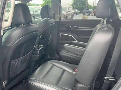 Used 2021 Kia Telluride S AWD/4WD image 27